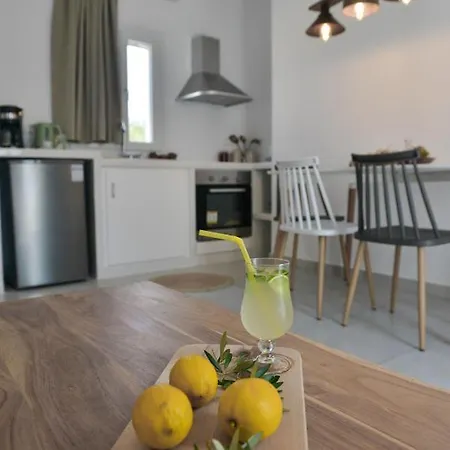 Blue Paradise Apartahotel 4*