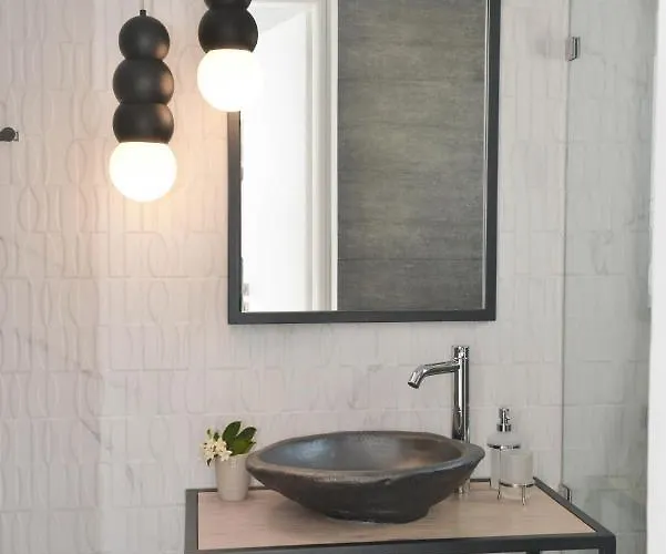 Ξενοδοχείο με διαμερίσματα Blue Paradise 4*