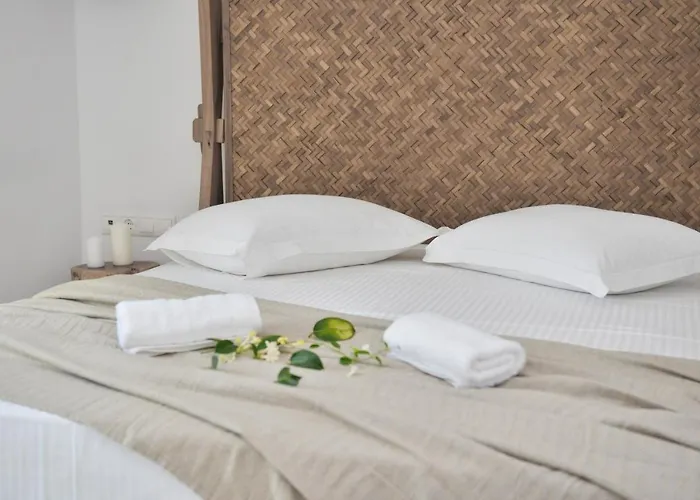 Blue Paradise Ξενοδοχείο με διαμερίσματα 4*